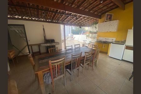 Casa à venda com 260m², 4 quartos e 3 vagas Casa à venda com 260m², 4 quartos e 3 vagasFoto 24