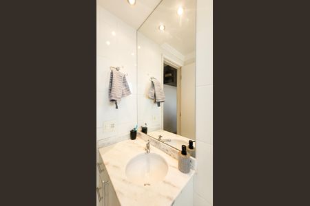 Apartamento à venda com 134m², 3 quartos e 2 vagasBanheiro da Suíte 2