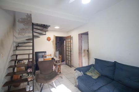 Casa de condomínio para alugar com 65m², 2 quartos e 1 vagaSala