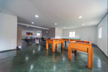 Apartamento à venda com 72m², 3 quartos e 1 vaga Apartamento à venda com 72m², 3 quartos e 1 vagaÁrea comum - Espaço de jogos