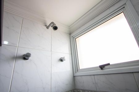 Apartamento à venda com 72m², 3 quartos e 1 vaga Apartamento à venda com 72m², 3 quartos e 1 vagaBanheiro da Suíte