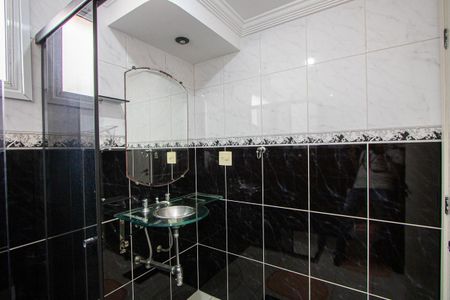 Apartamento à venda com 72m², 3 quartos e 1 vaga Apartamento à venda com 72m², 3 quartos e 1 vagaBanheiro da Suíte