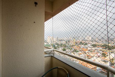 Apartamento à venda com 72m², 3 quartos e 1 vaga Apartamento à venda com 72m², 3 quartos e 1 vagaVaranda da sala