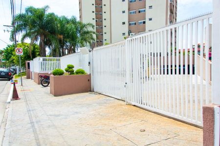 Apartamento à venda com 72m², 3 quartos e 1 vaga Apartamento à venda com 72m², 3 quartos e 1 vagaFachada do condomínio