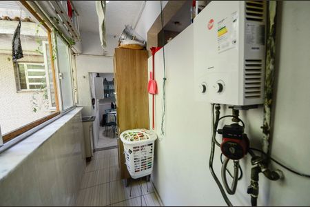 Apartamento à venda com 80m², 2 quartos e sem vagaCozinha e Área de Serviço