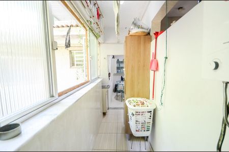 Apartamento à venda com 80m², 2 quartos e sem vagaCozinha e Área de Serviço