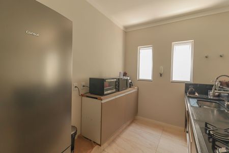 Casa à venda com 241m², 3 quartos e 2 vagasCozinha