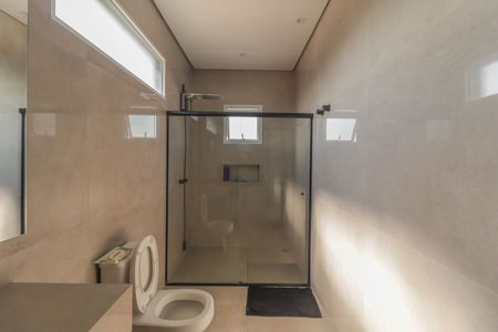 Casa à venda com 241m², 3 quartos e 2 vagasBanheiro Social