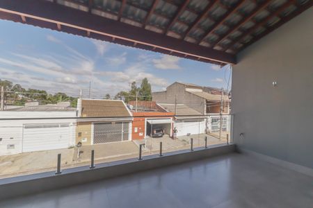 Casa à venda com 241m², 3 quartos e 2 vagasSacada/Suite