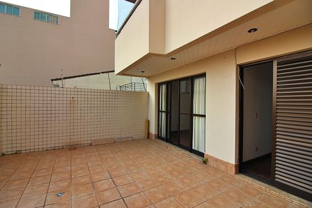Apartamento à venda com 165m², 3 quartos e 3 vagasSala Varanda