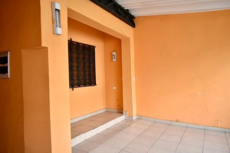 Casa à venda com 221m², 4 quartos e 3 vagas Casa à venda com 221m², 4 quartos e 3 vagasGaragem
