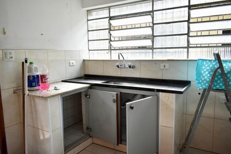 Casa à venda com 221m², 4 quartos e 3 vagas Casa à venda com 221m², 4 quartos e 3 vagasCozinha