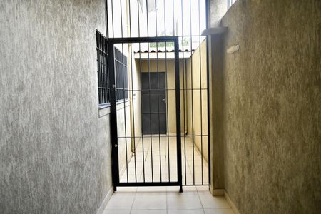 Casa à venda com 221m², 4 quartos e 3 vagas Casa à venda com 221m², 4 quartos e 3 vagasQuintal