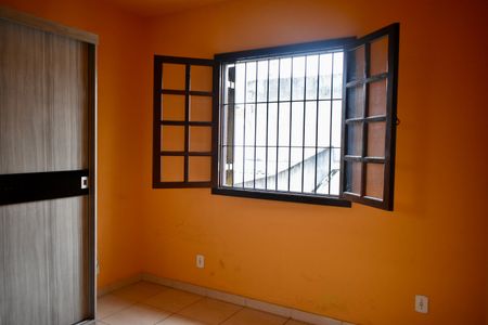 Casa à venda com 221m², 4 quartos e 3 vagas Casa à venda com 221m², 4 quartos e 3 vagasSuíte