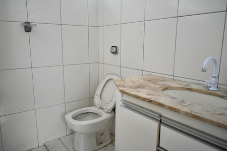 Casa à venda com 221m², 4 quartos e 3 vagas Casa à venda com 221m², 4 quartos e 3 vagasBanheiro da Suíte