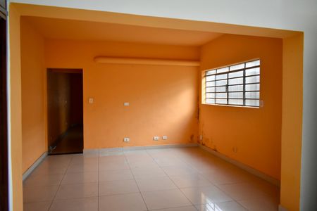 Casa à venda com 221m², 4 quartos e 3 vagas Casa à venda com 221m², 4 quartos e 3 vagasCozinha