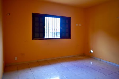 Casa à venda com 221m², 4 quartos e 3 vagas Casa à venda com 221m², 4 quartos e 3 vagasQuarto 1