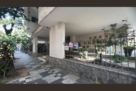 Apartamento à venda com 80m², 2 quartos e 1 vagaFachada