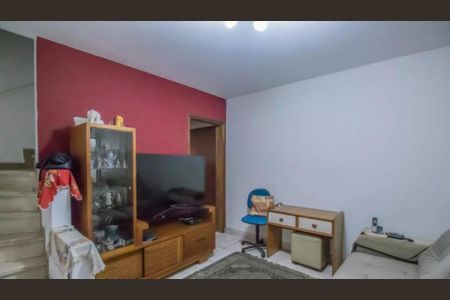 Casa à venda com 200m², 2 quartos e 1 vaga Casa à venda com 200m², 2 quartos e 1 vagaFoto 01