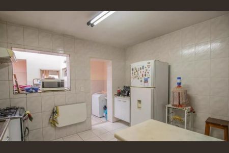 Casa à venda com 200m², 2 quartos e 1 vaga Casa à venda com 200m², 2 quartos e 1 vagaFoto 09