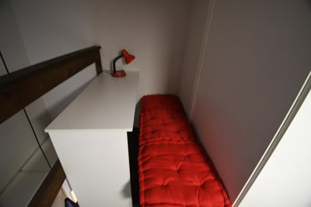 Casa para alugar com 25m², 1 quarto e 1 vagaQuarto