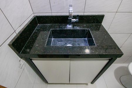 Apartamento à venda com 79m², 3 quartos e 2 vagasBanheiro do quarto 1