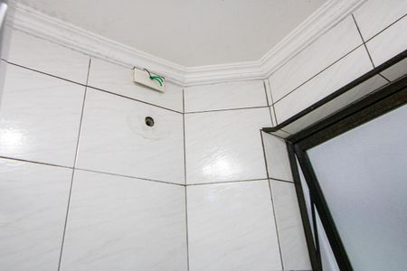 Apartamento à venda com 79m², 3 quartos e 2 vagasBanheiro do quarto 1