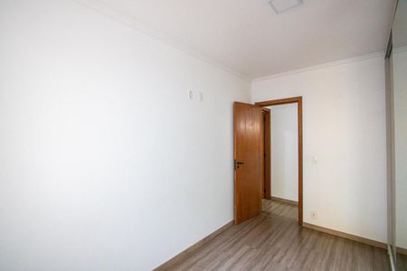 Apartamento à venda com 79m², 3 quartos e 2 vagasQuarto 2