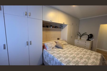 Apartamento à venda com 94m², 3 quartos e 2 vagasQuarto 2