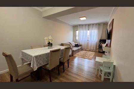 Apartamento à venda com 94m², 3 quartos e 2 vagasSala