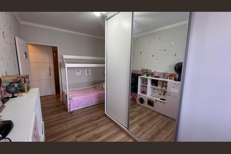 Apartamento à venda com 94m², 3 quartos e 2 vagasQuarto 1