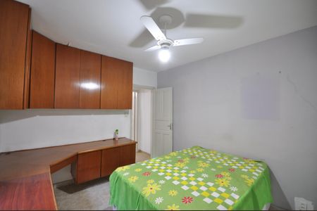 Casa à venda com 120m², 4 quartos e 2 vagasQuarto 2