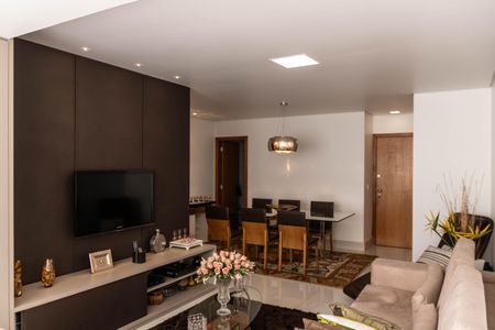 Apartamento à venda com 120m², 3 quartos e 2 vagasSala