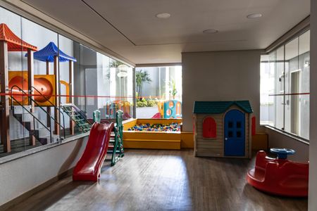 Apartamento à venda com 120m², 3 quartos e 2 vagasÁrea comum - Brinquedoteca