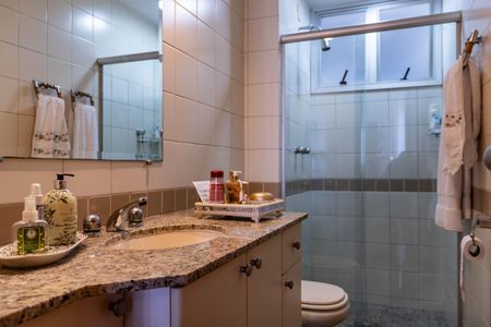 Apartamento à venda com 120m², 3 quartos e 2 vagasBanheiro Social