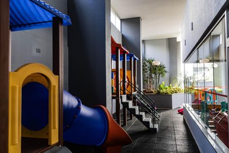 Apartamento à venda com 120m², 3 quartos e 2 vagasÁrea comum - Playground
