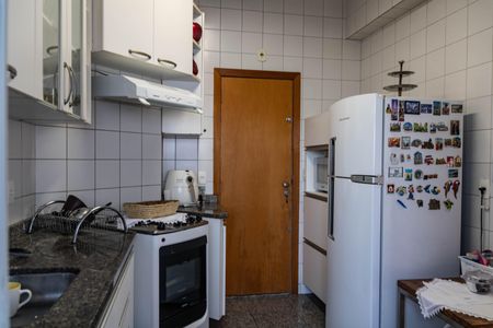 Apartamento à venda com 120m², 3 quartos e 2 vagasCozinha