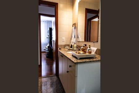 Apartamento à venda com 120m², 3 quartos e 2 vagasBanheiro Social