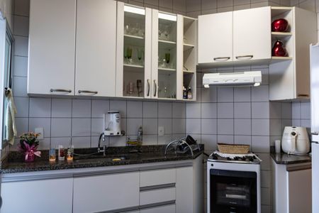 Apartamento à venda com 120m², 3 quartos e 2 vagasCozinha