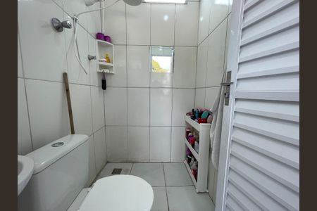 Casa à venda com 160m², 6 quartos e 3 vagas Casa à venda com 160m², 6 quartos e 3 vagasBanheiro 4