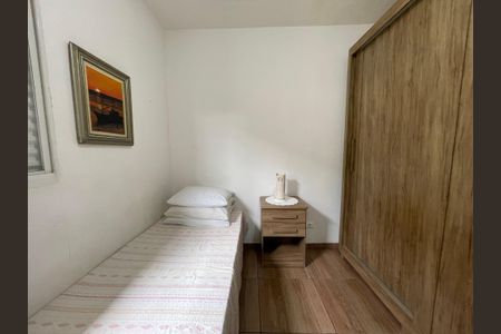 Casa à venda com 160m², 6 quartos e 3 vagas Casa à venda com 160m², 6 quartos e 3 vagasQuarto 3