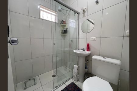 Casa à venda com 160m², 6 quartos e 3 vagas Casa à venda com 160m², 6 quartos e 3 vagasBanheiro 2