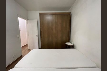 Casa à venda com 160m², 6 quartos e 3 vagas Casa à venda com 160m², 6 quartos e 3 vagasQuarto 1