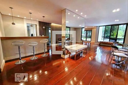 Apartamento à venda com 130m², 3 quartos e 3 vagasÁrea comum - Salão de festas