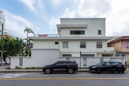 Casa para alugar com 500m², 5 quartos e 5 vagasFachada