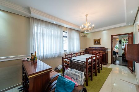 Casa para alugar com 500m², 5 quartos e 5 vagasSala de jantar