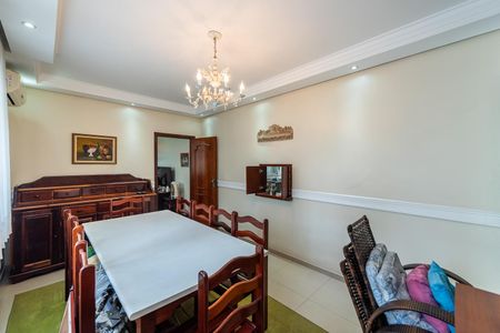 Casa para alugar com 500m², 5 quartos e 5 vagasSala de jantar