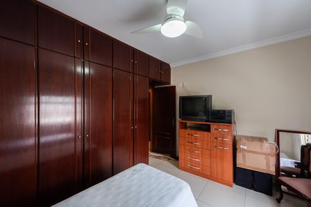 Casa para alugar com 500m², 5 quartos e 5 vagasQuarto 1