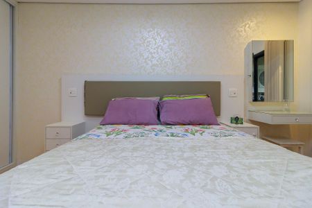 Apartamento à venda com 131m², 3 quartos e 2 vagasSuíte