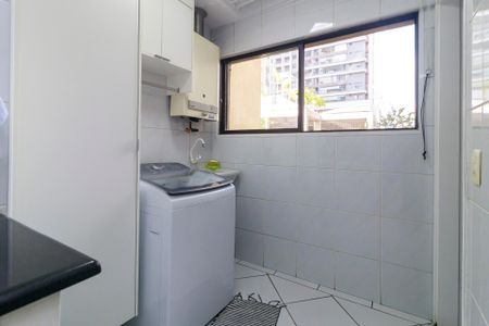 Apartamento à venda com 131m², 3 quartos e 2 vagasÁrea de Serviço